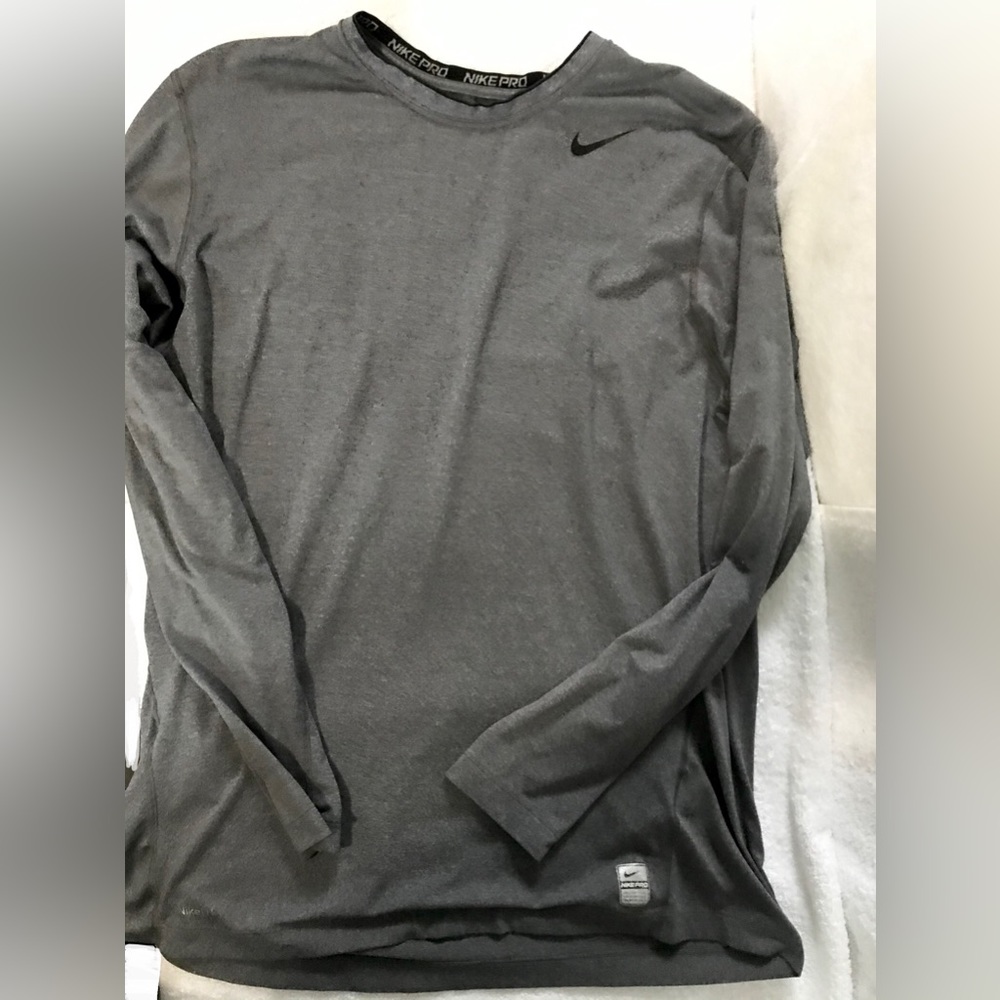 Nike Pro grey long sleeve dri-fit shirt men’s medium